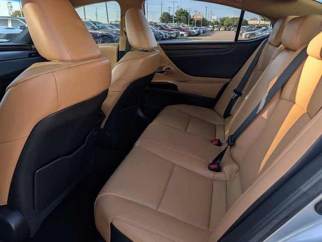 Used 2022 Lexus ES 350 w/ Premium Package FWD image 29