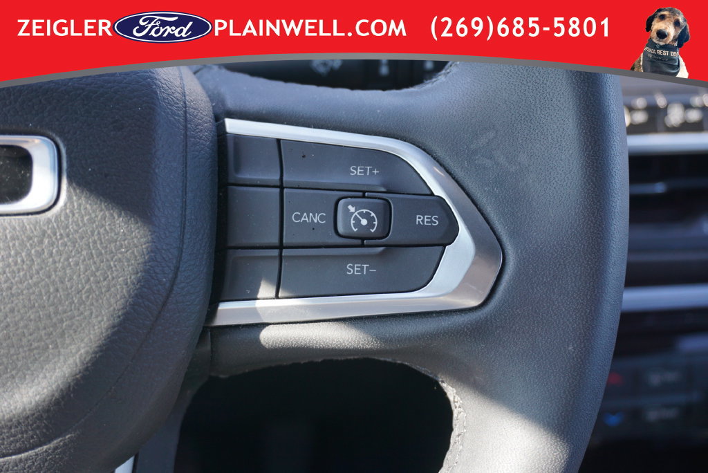 Used 2023 Jeep Compass Latitude AWD/4WD image 21