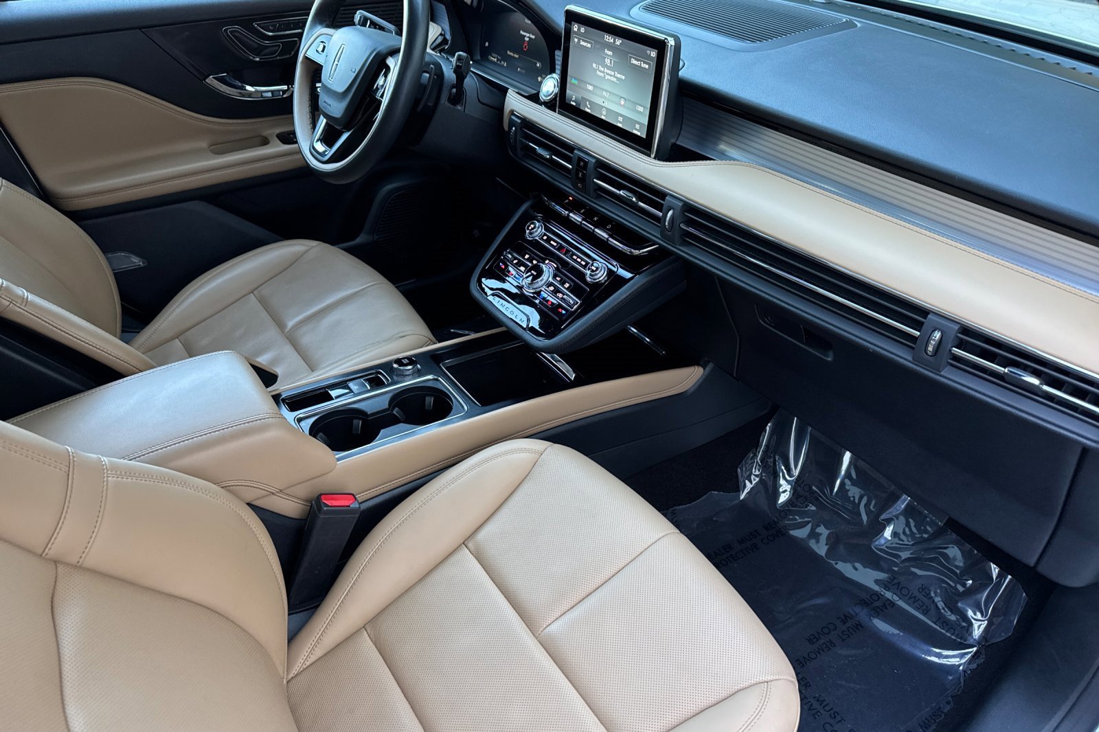 Certified 2022 Lincoln Corsair Reserve w/ Equipment Group 201A image 15