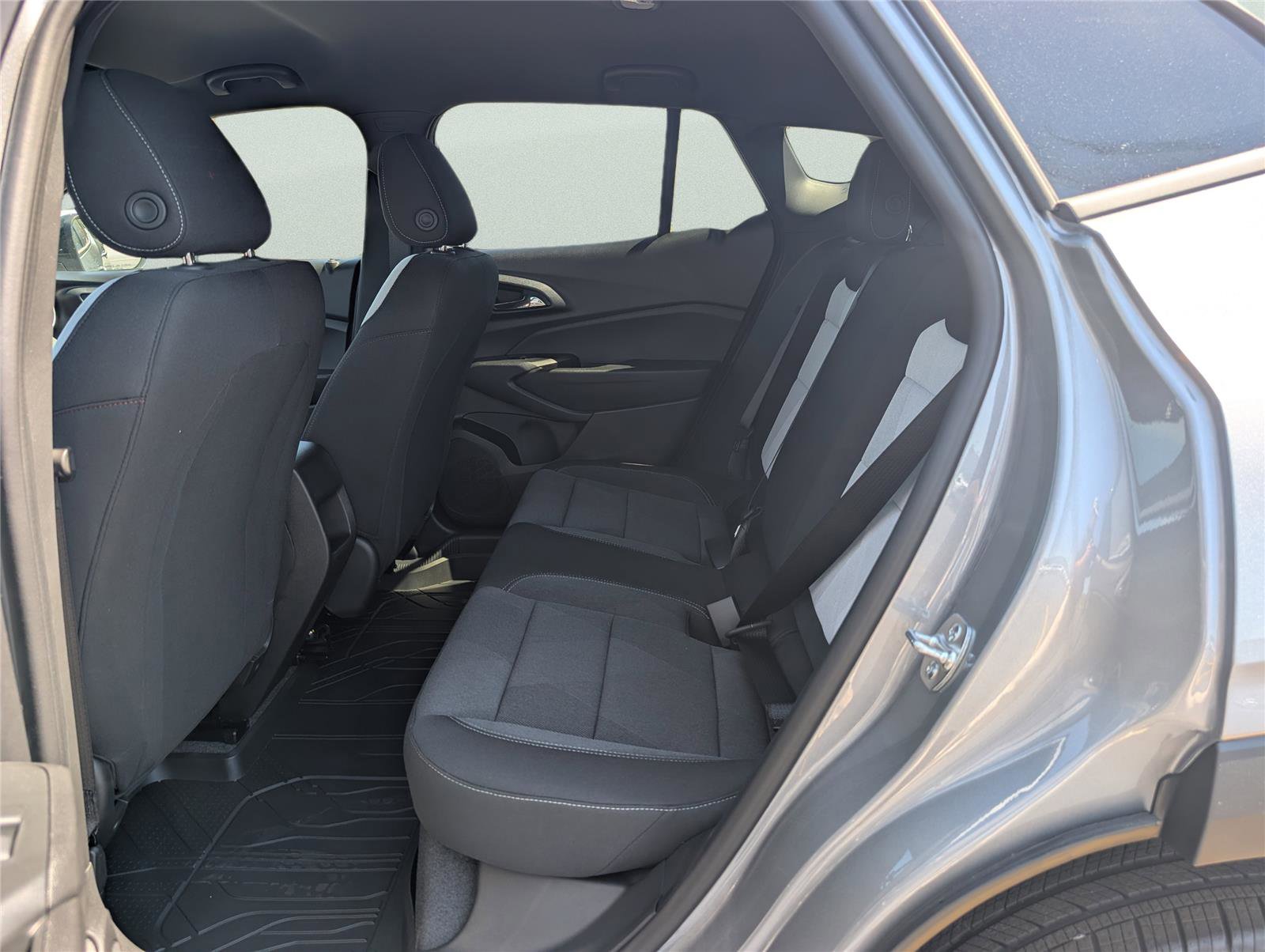 New 2026 Chevrolet Trax RS image 17