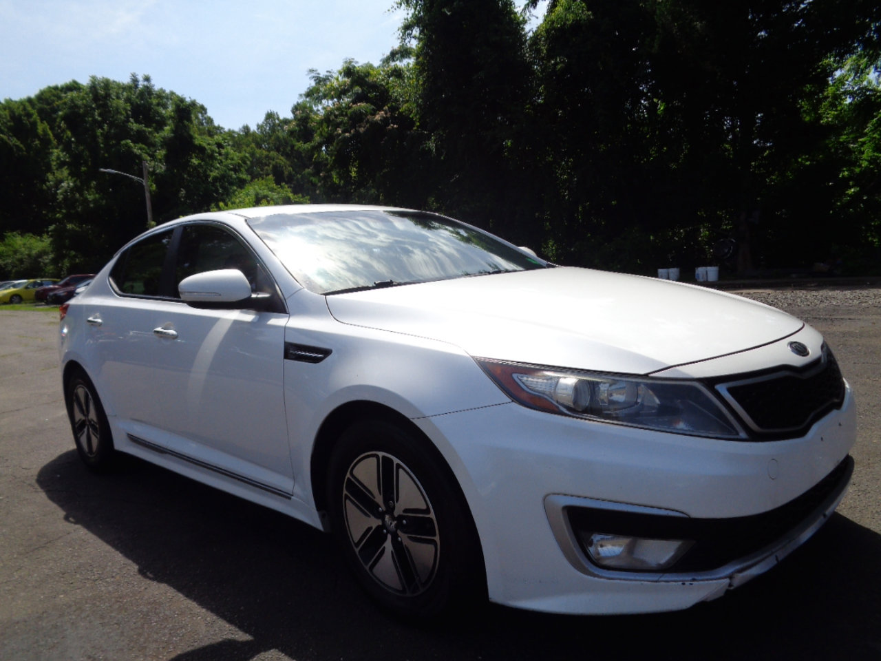 Used 2012 Kia Optima Hybrid image 3