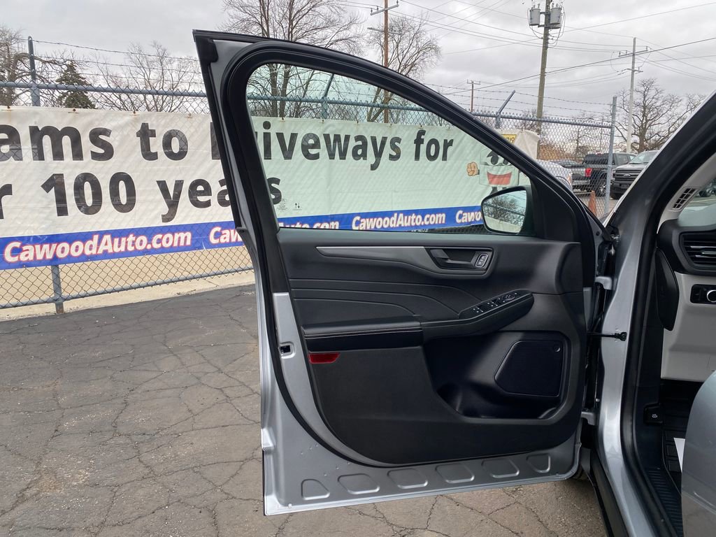 Used 2024 Ford Escape Active w/ Tech Pack #1 image 12