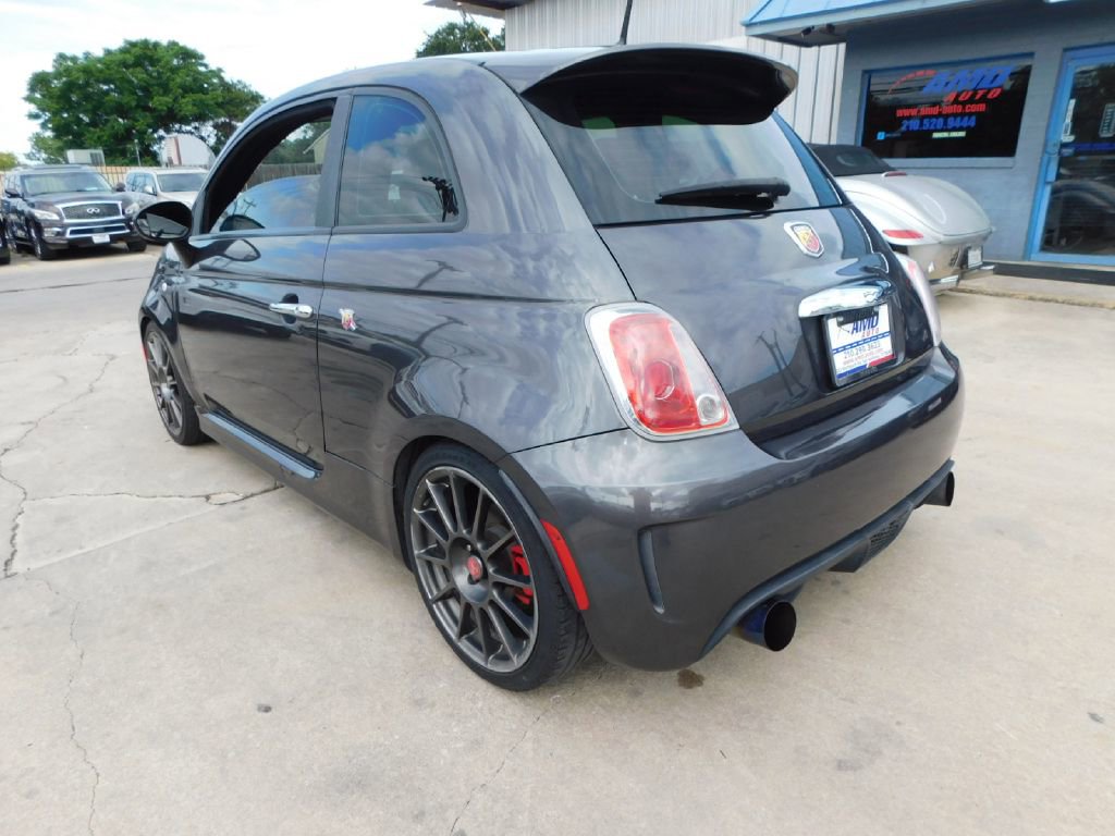 Used 2015 FIAT 500 Abarth w/ Beats Audio Package FWD image 5