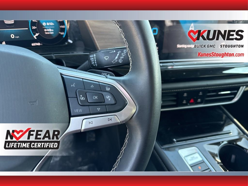 Used 2024 Volkswagen Atlas SE image 28