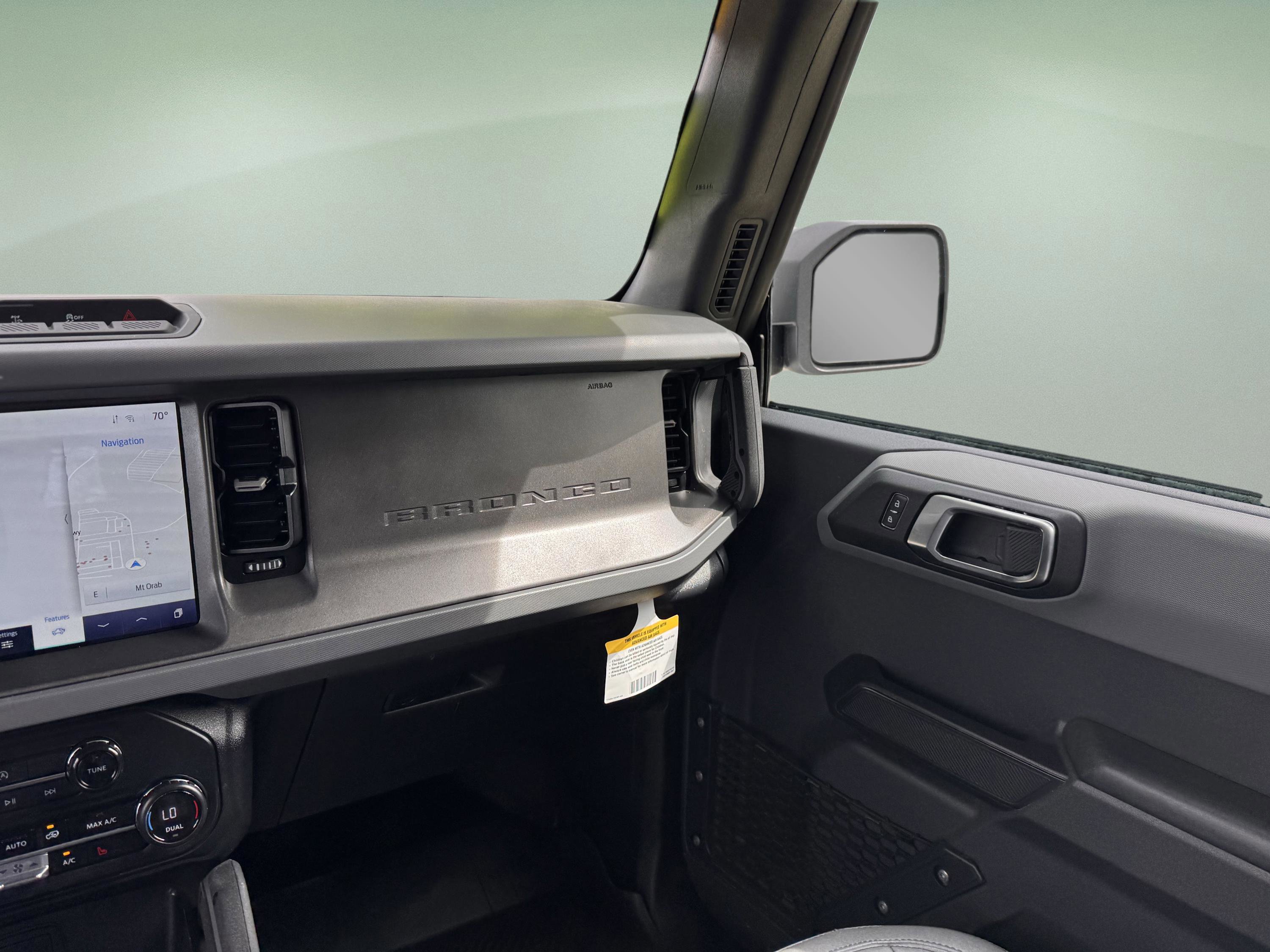 Used 2024 Ford Bronco Big Bend w/ Sasquatch Package image 16