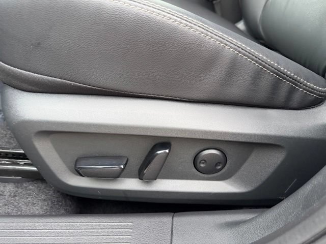 Used 2026 Nissan Rogue SL AWD/4WD image 18