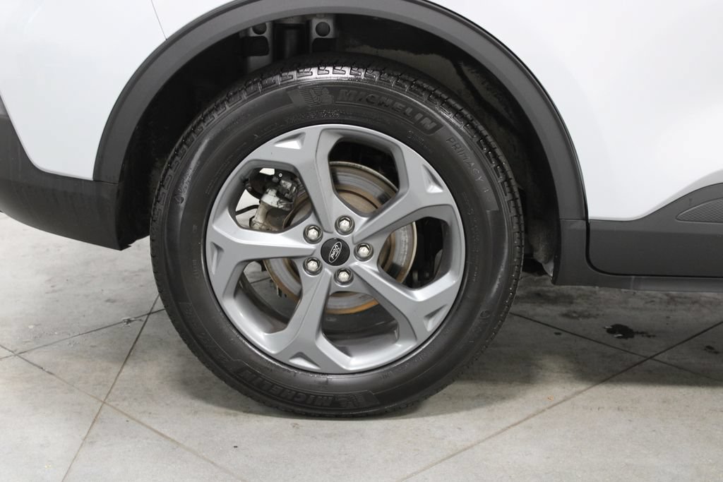 Used 2025 Ford Escape ST-Line Select w/ Class II Trailer Tow Package AWD/4WD image 14