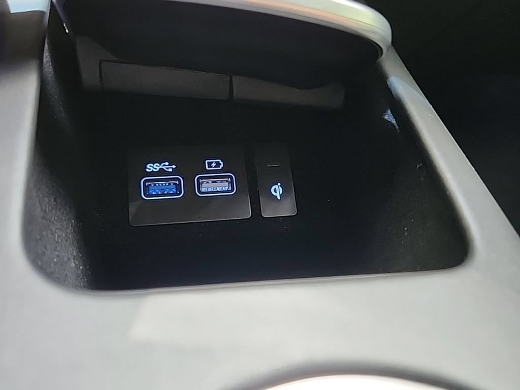 Certified 2025 Genesis Electrified GV70 w/ Prestige Package AWD/4WD image 25