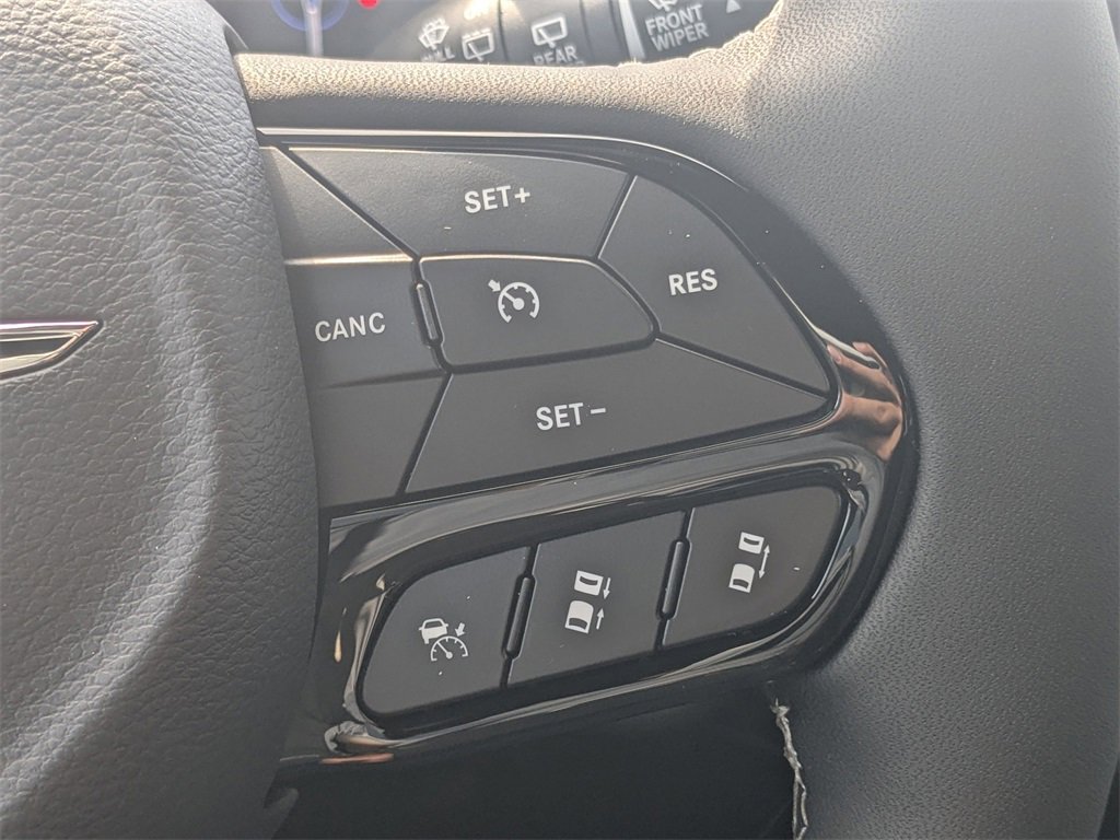 New 2026 Chrysler Pacifica Limited image 26