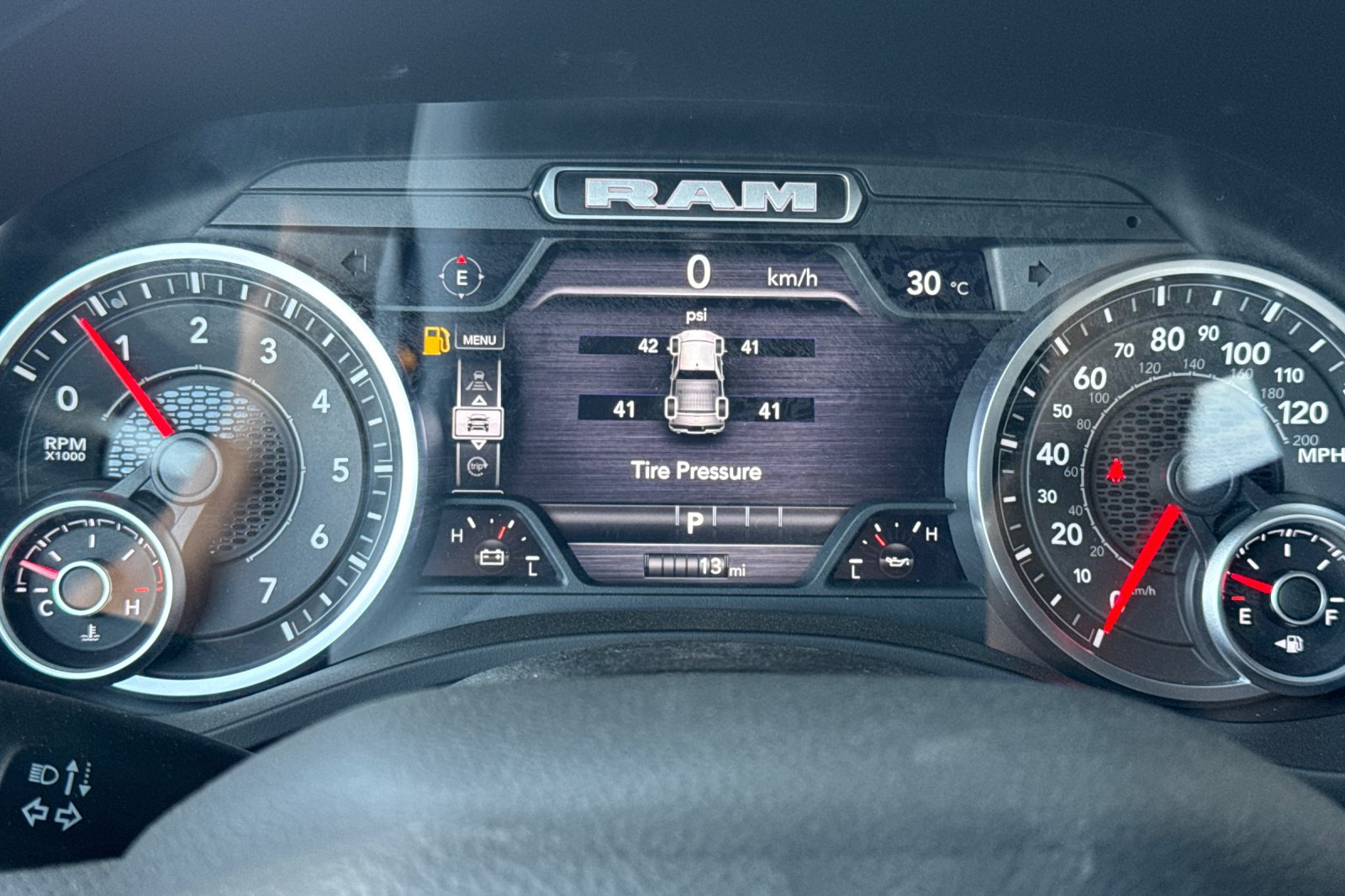 New 2026 RAM 1500 Express AWD/4WD image 22