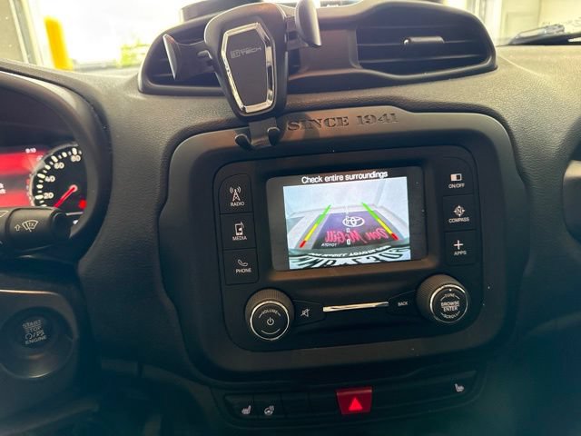 Used 2017 Jeep Renegade Trailhawk w/ Cold Weather Group II AWD/4WD image 9