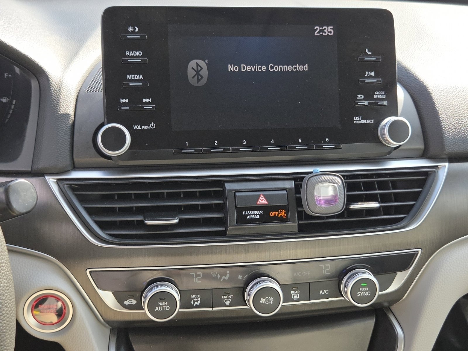 Certified 2018 Honda Accord LX image 28