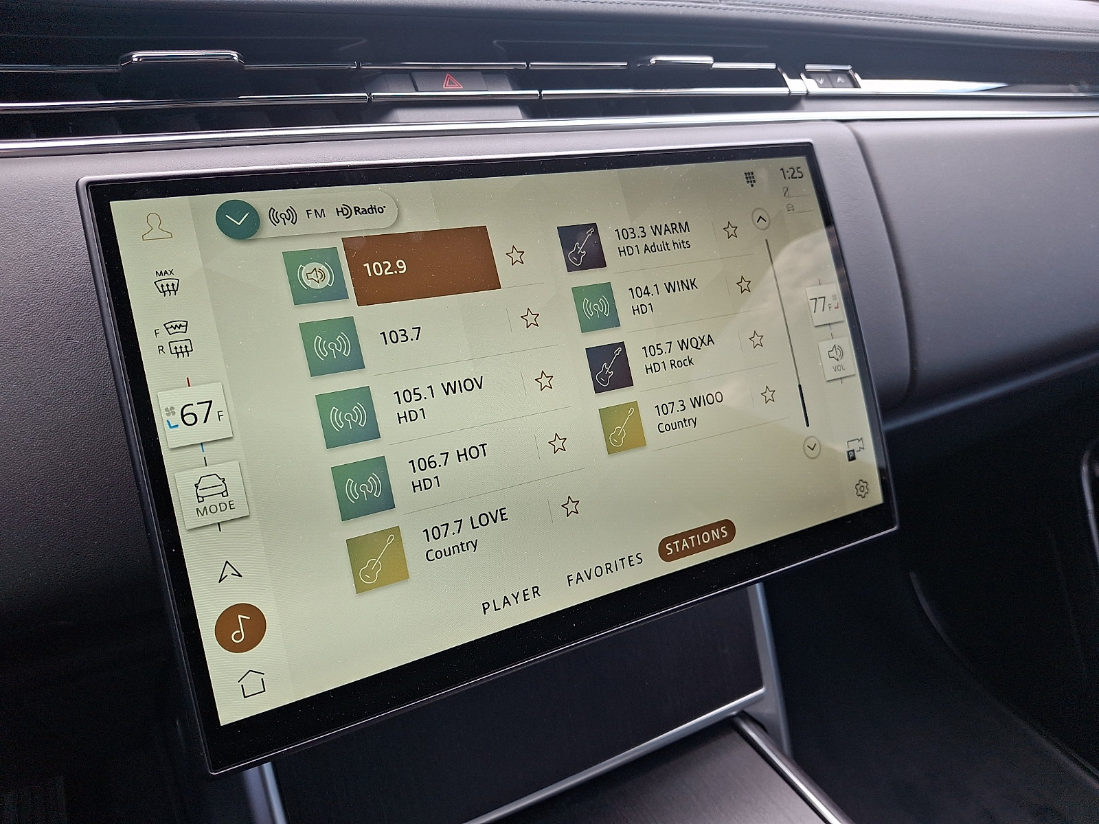 New 2026 Land Rover Range Rover Long Wheelbase SE AWD/4WD image 16