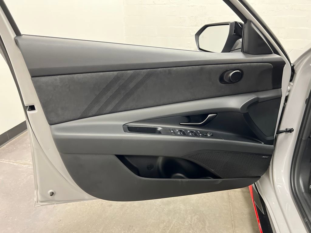 New 2026 Hyundai Elantra N FWD image 10