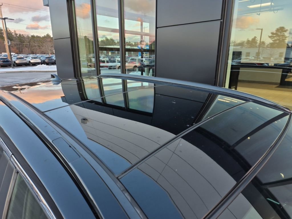 Used 2020 Toyota RAV4 XSE image 9