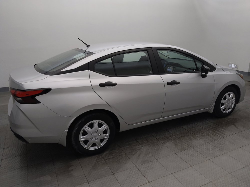 Used 2022 Nissan Versa S FWD image 10
