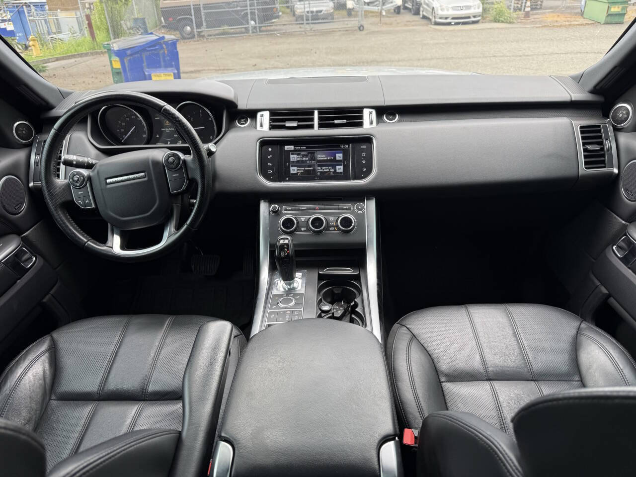 Used 2016 Land Rover Range Rover Sport SE AWD/4WD image 9