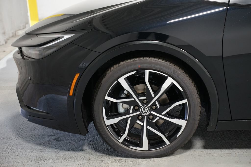 New 2026 Toyota Prius Plug-In Hybrid image 5