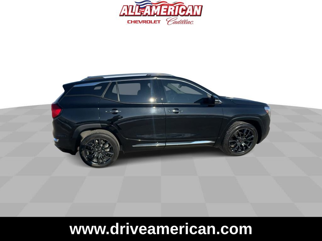 Used 2022 GMC Terrain Denali w/ Black Diamond Edition image 2