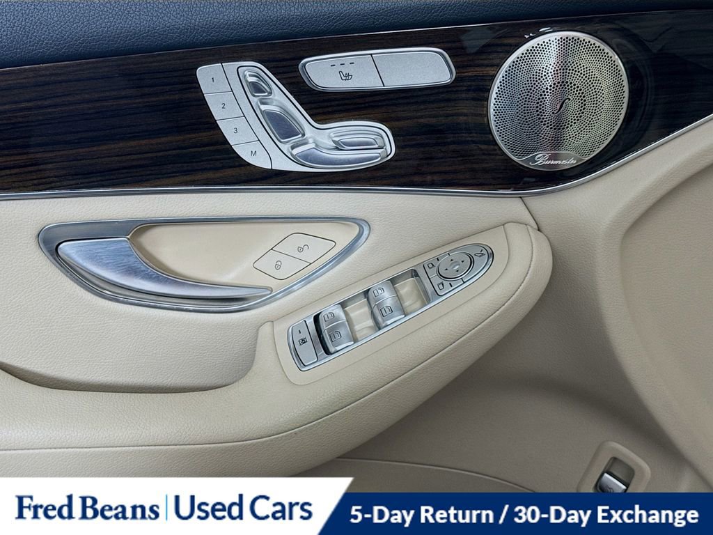 Used 2021 Mercedes-Benz GLC 300 4MATIC image 18