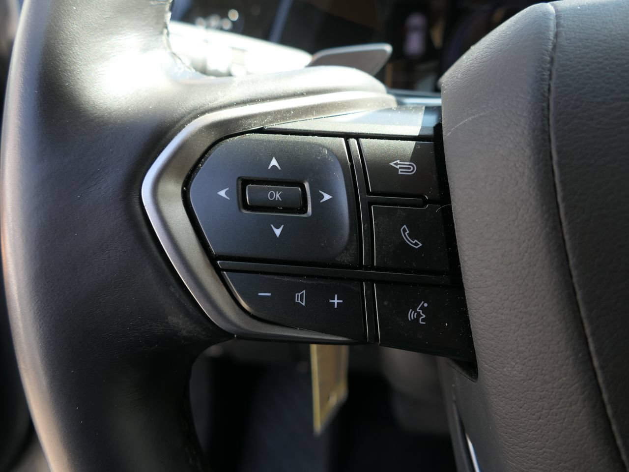 Used 2025 Lexus NX 350h AWD w/ Cold Area Package image 13