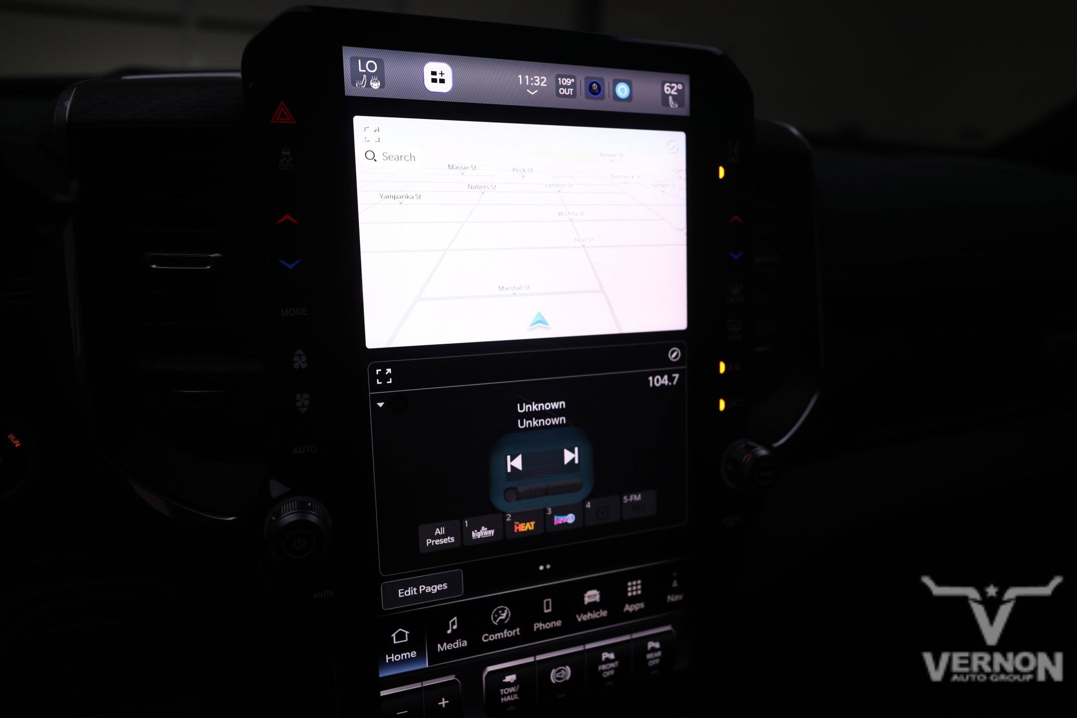 New 2025 RAM 3500 Laramie image 30