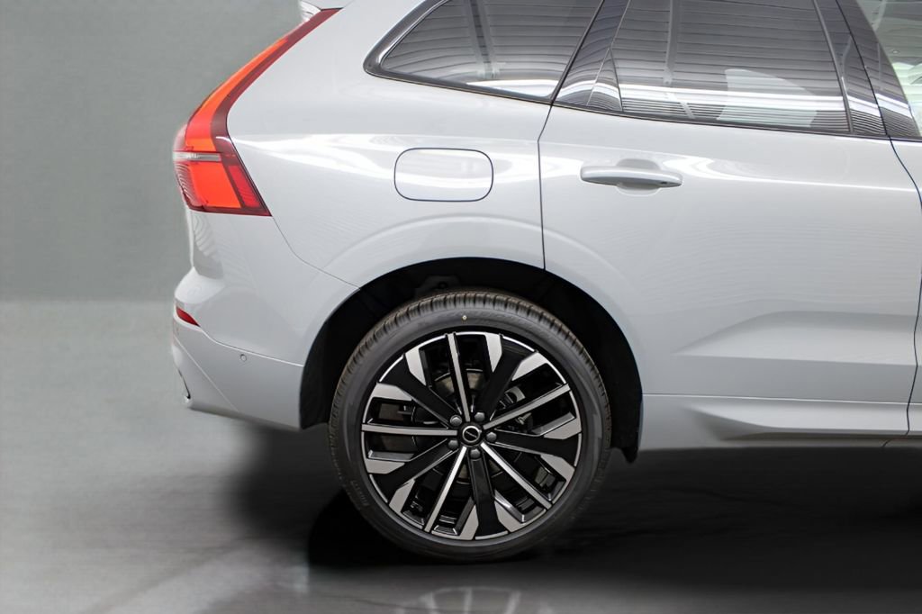 New 2026 Volvo XC60 B5 Ultra w/ Protection Package Premier AWD/4WD image 33