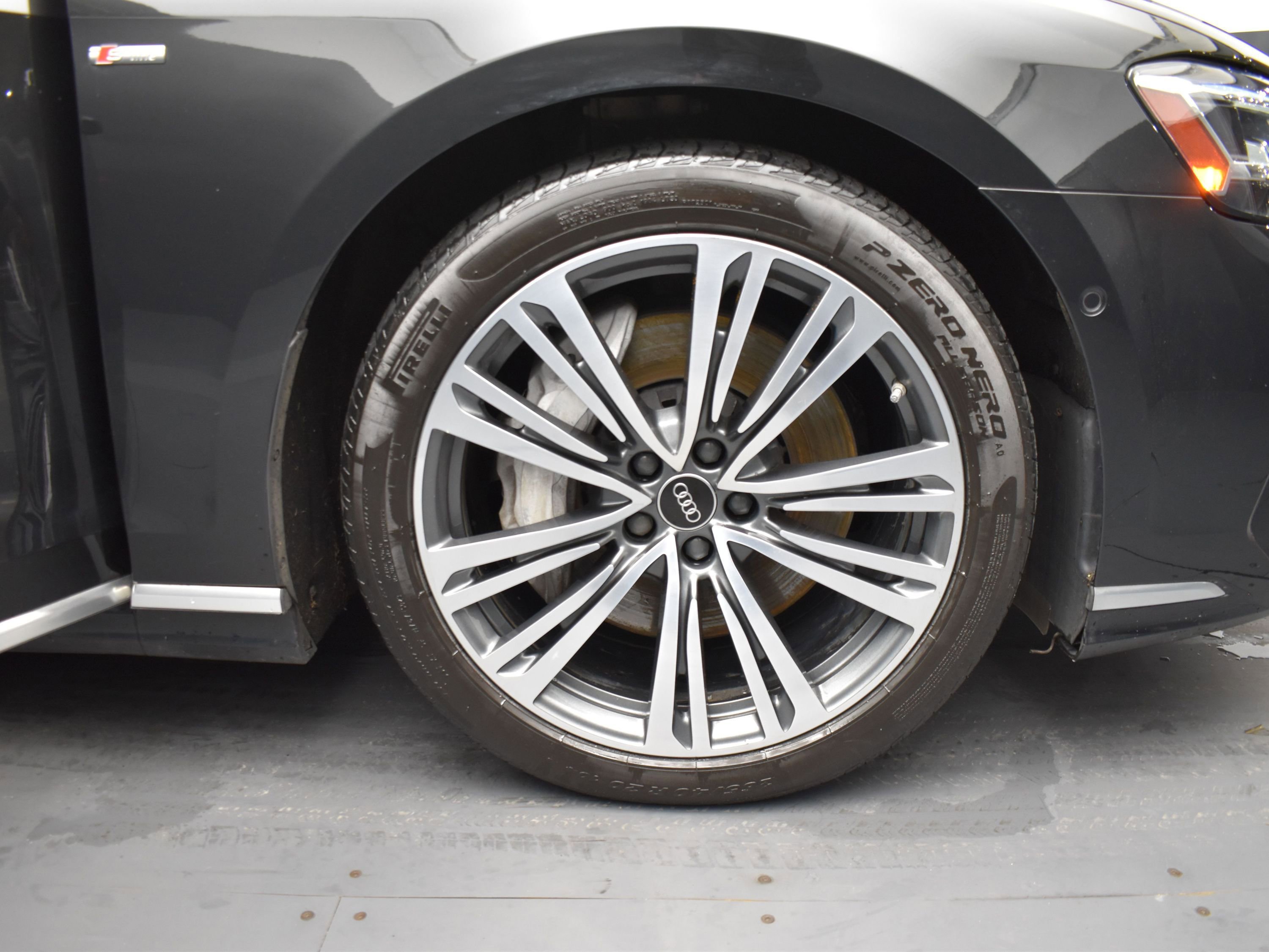 Used 2022 Audi A8 L 3.0T w/ Executive Package AWD/4WD image 5
