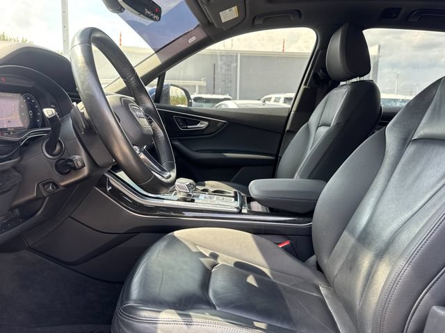 Used 2020 Audi Q7 2.0T Premium w/ Convenience Package AWD/4WD image 13
