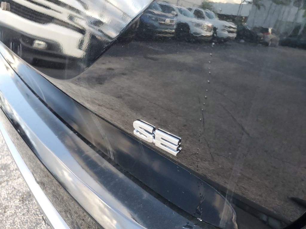 New 2026 Mitsubishi Outlander SE image 8