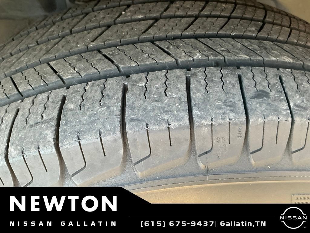 Used 2018 Nissan Rogue S FWD image 18