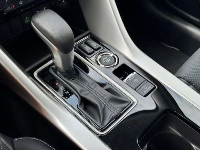 New 2025 Mitsubishi Eclipse Cross AWD image 29