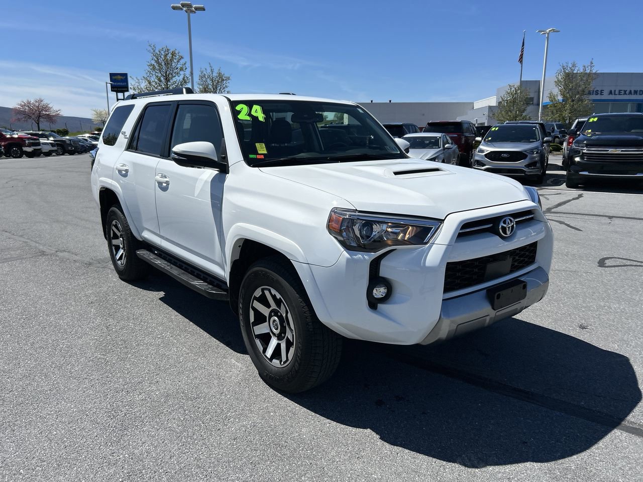 Used 2024 Toyota 4Runner TRD Off-Road Premium w/ Off Road Premium Plus Package AWD/4WD image 1