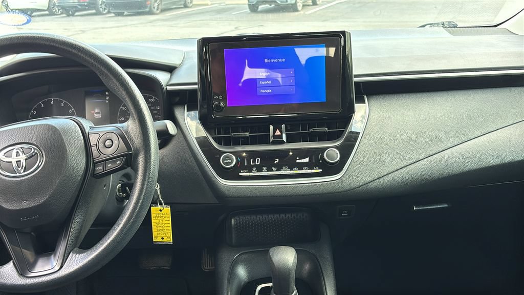 Used 2024 Toyota Corolla LE FWD image 6
