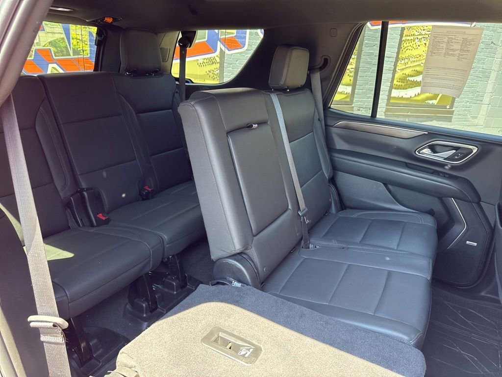 Used 2024 Chevrolet Tahoe LT w/ Luxury Package AWD/4WD image 20