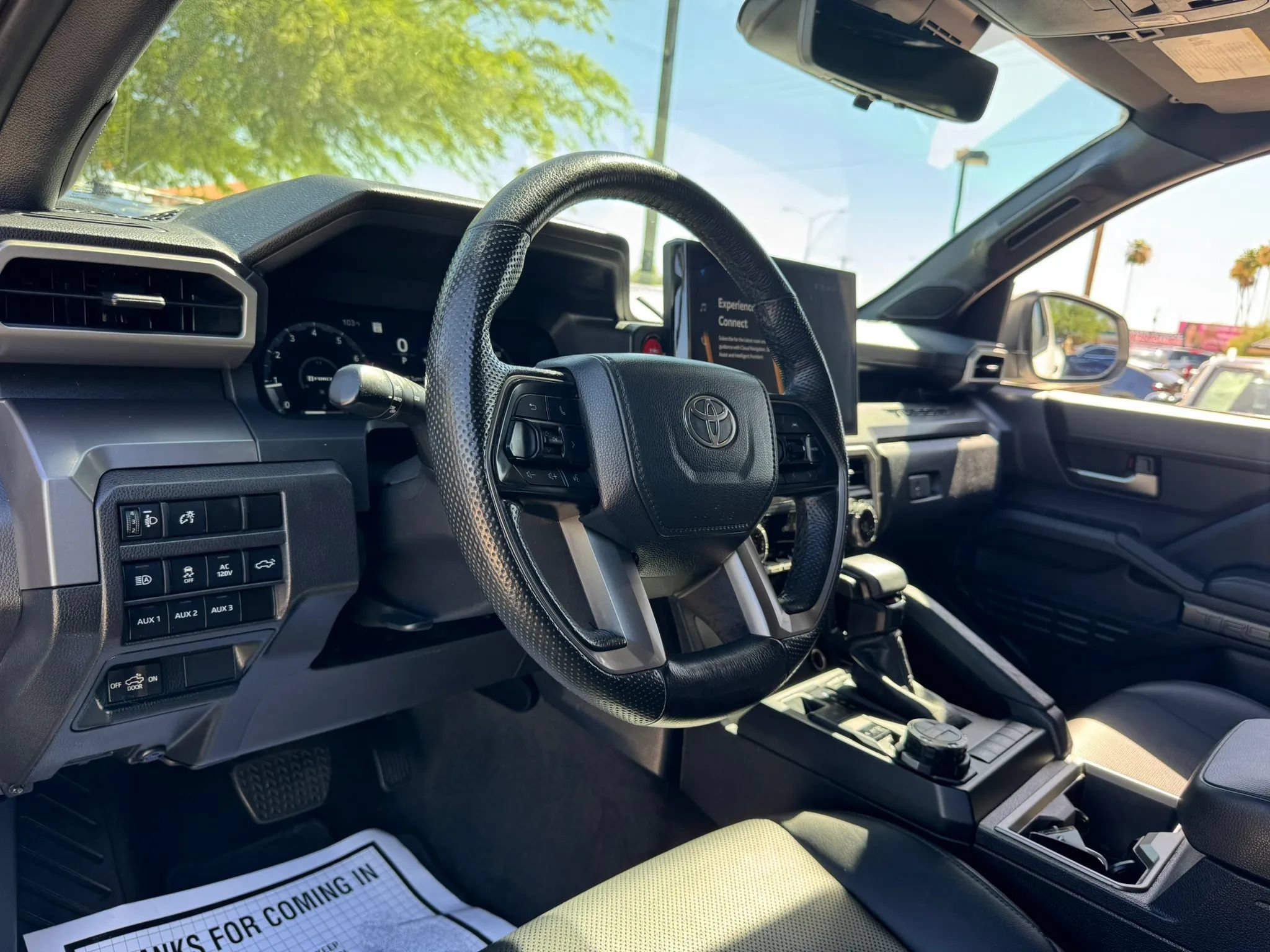 Used 2024 Toyota Tacoma TRD Off-Road w/ TRD Off Road Premium Package AWD/4WD image 18