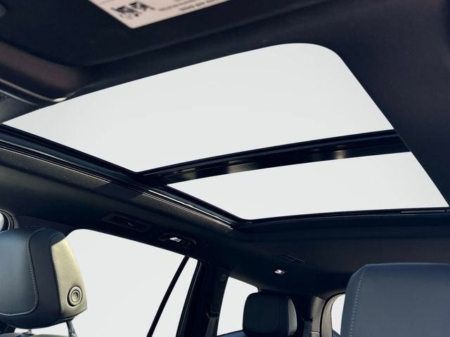 Used 2025 Cadillac XT6 Premium Luxury image 15