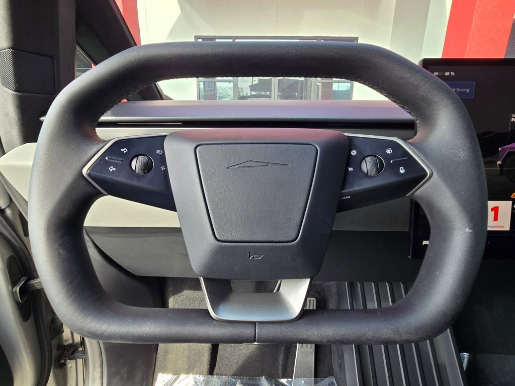 Used 2024 Tesla Cybertruck AWD Crew Cab image 26