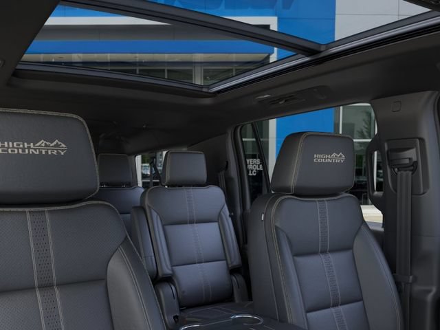 New 2026 Chevrolet Suburban High Country AWD/4WD image 24