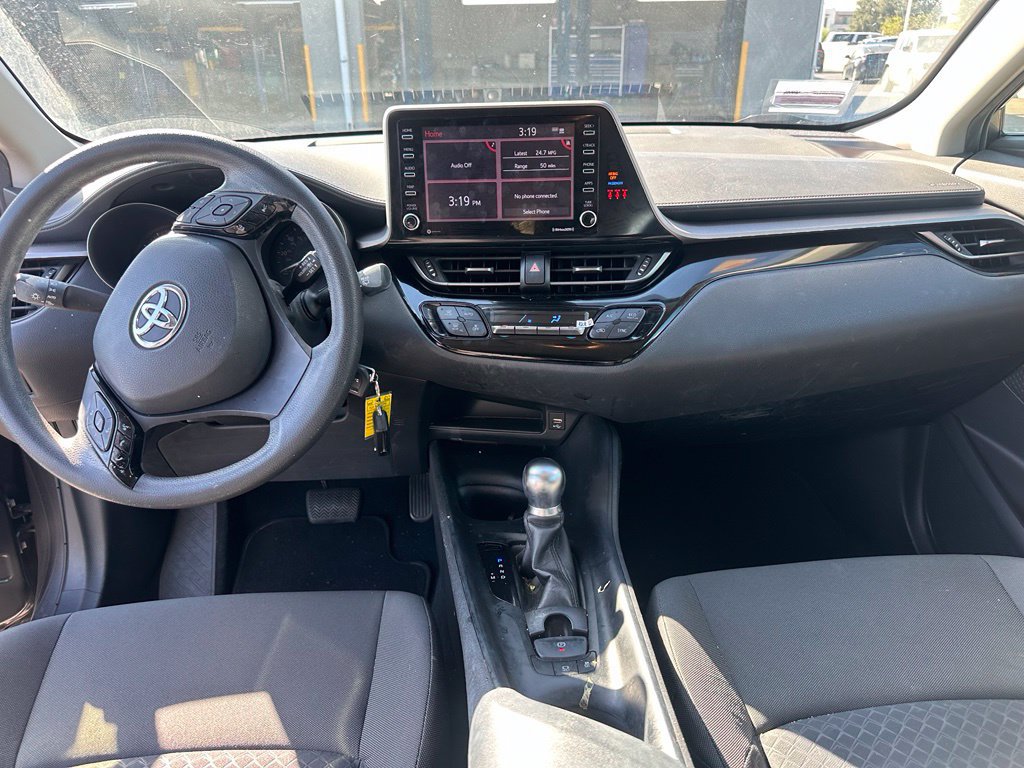 Used 2021 Toyota C-HR LE FWD image 9