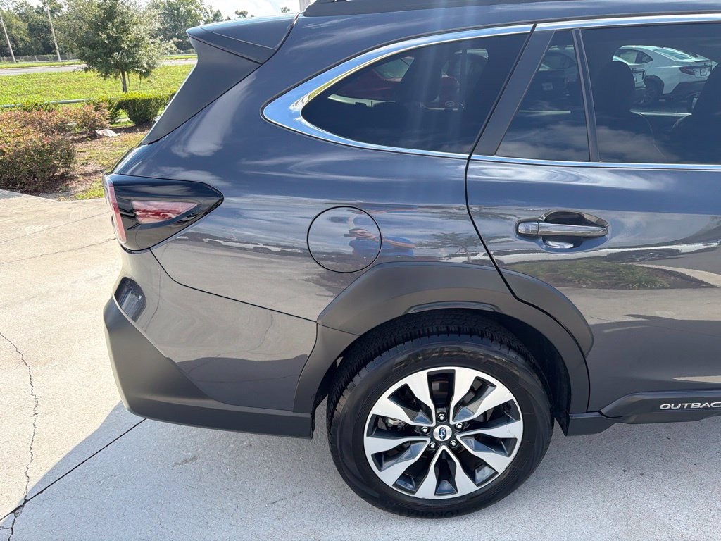 Certified 2024 Subaru Outback Onyx Edition AWD/4WD image 14