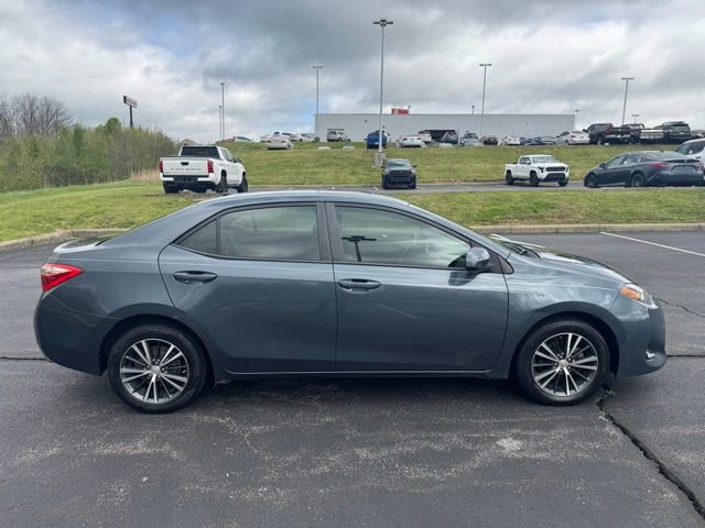 Used 2018 Toyota Corolla LE w/ LE Premium Package image 2