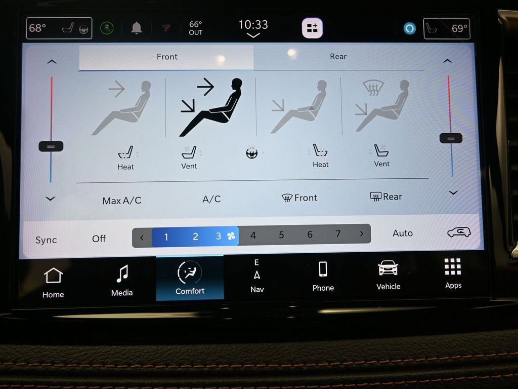 Used 2023 Chrysler Pacifica Pinnacle image 29