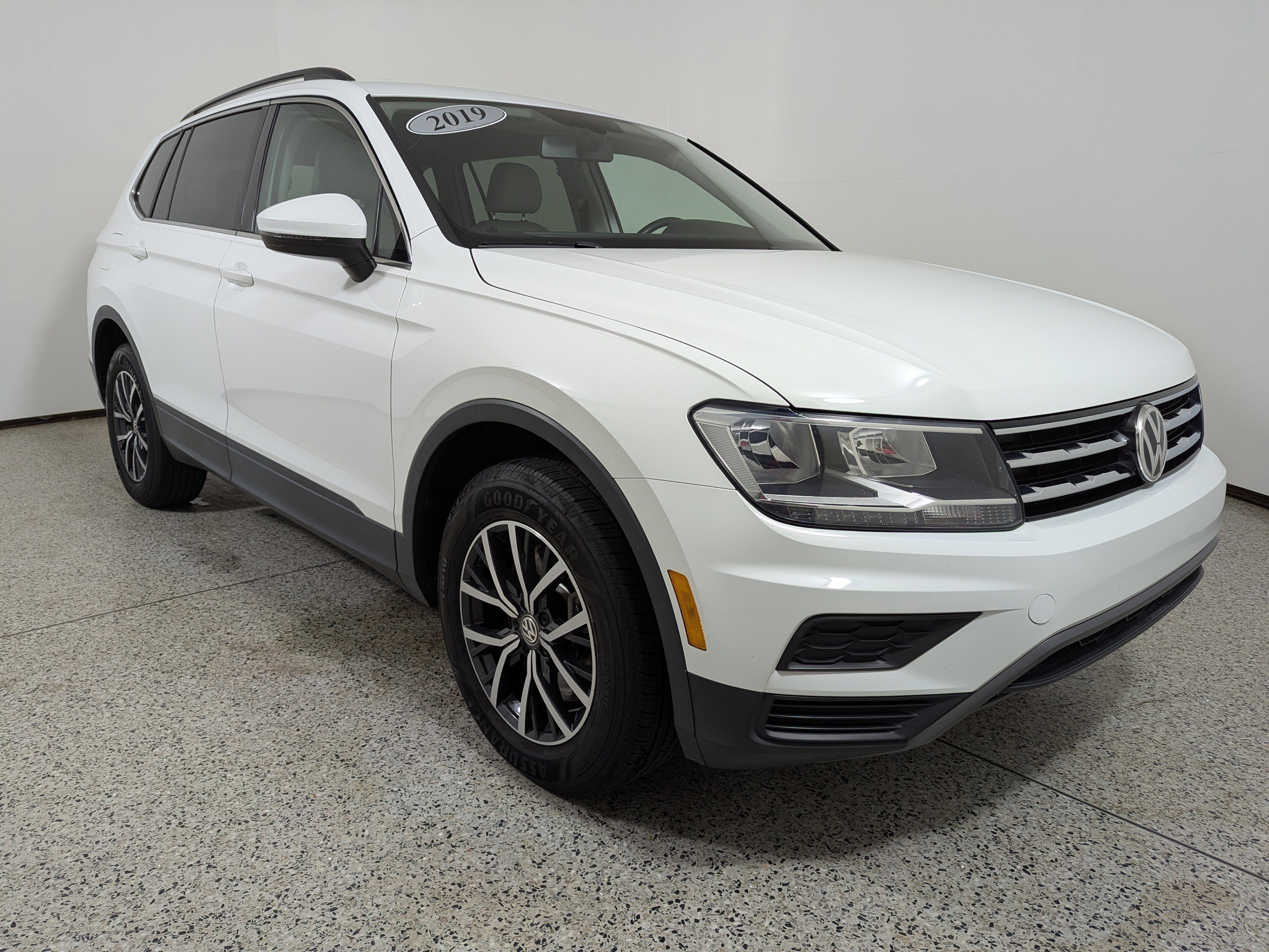 Used 2019 Volkswagen Tiguan SE
