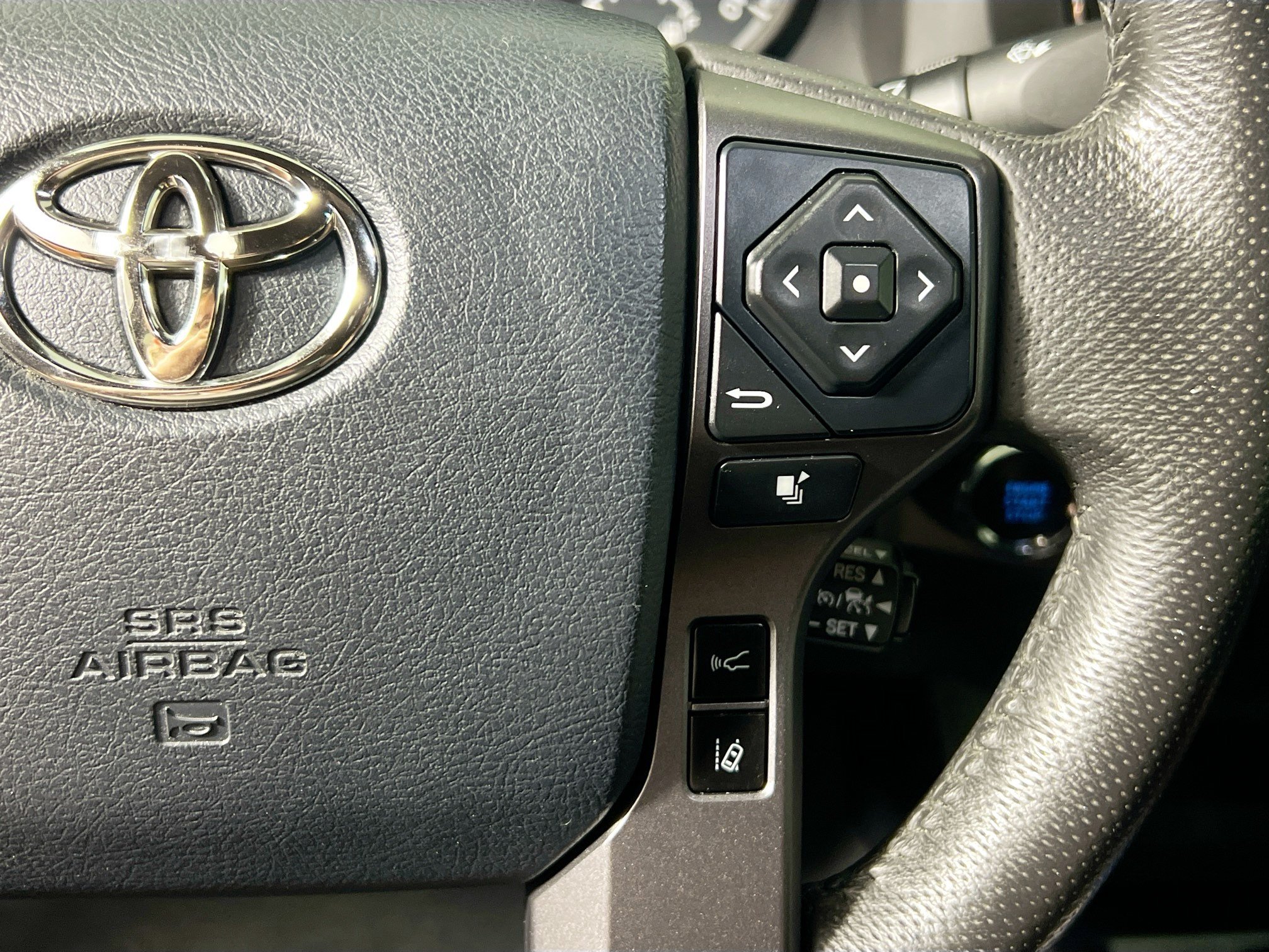 Used 2019 Toyota Tacoma TRD Pro AWD/4WD image 19