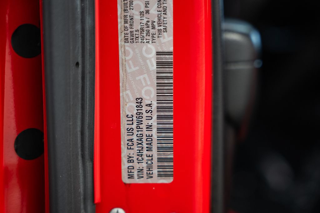 Used 2023 Jeep Wrangler Sport AWD/4WD image 32
