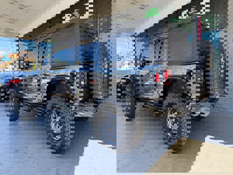 Used 2018 Jeep Wrangler Unlimited Sport S image 6