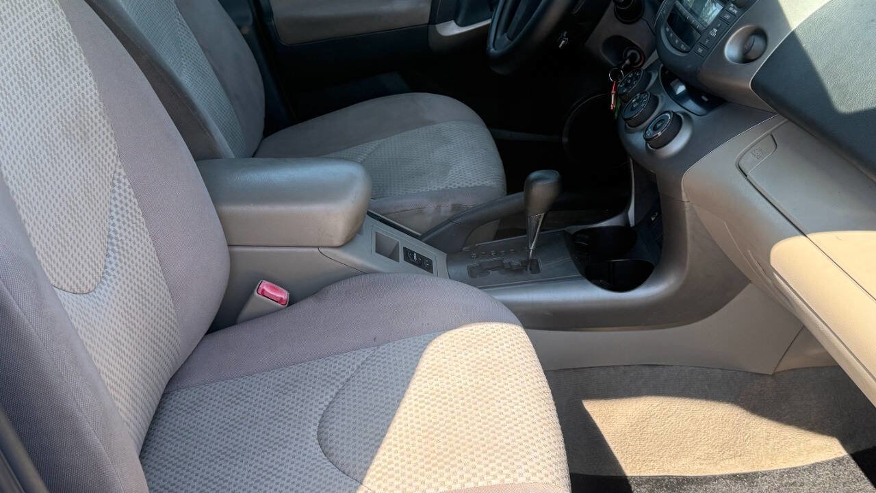 Used 2008 Toyota RAV4 4WD V6 image 13