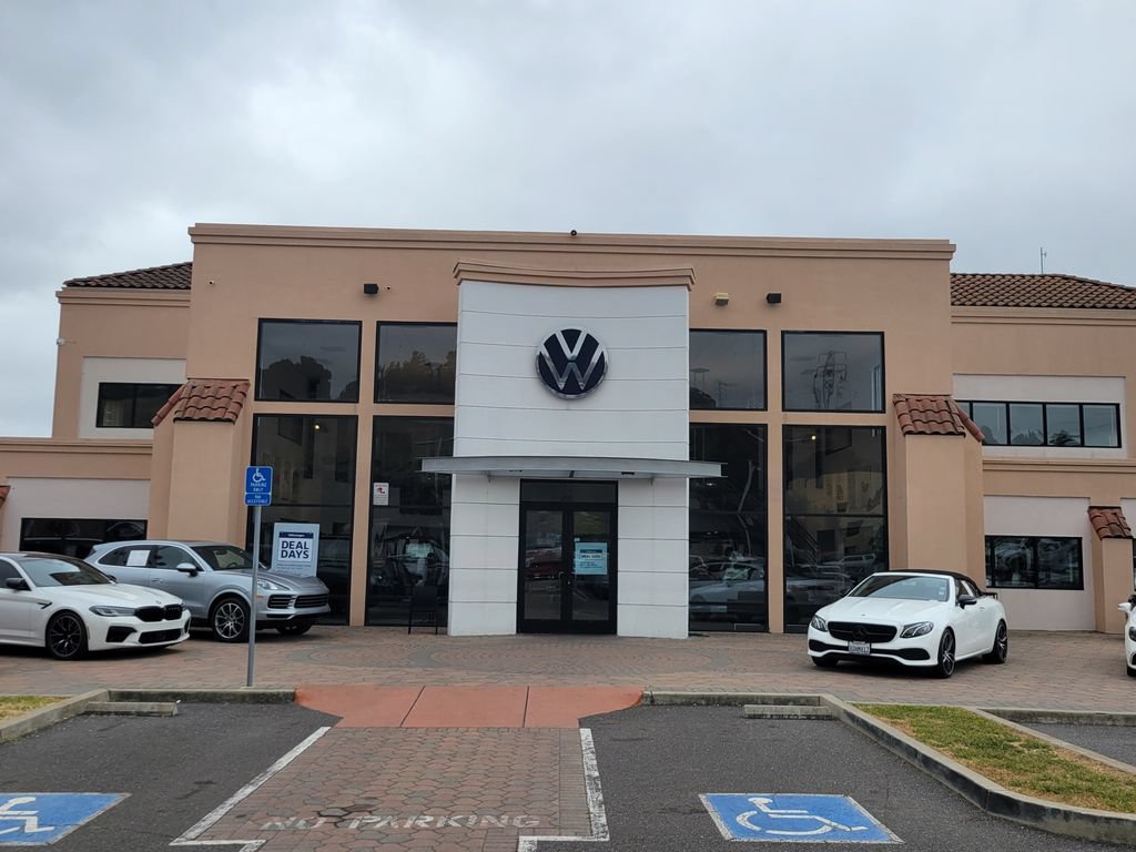 Used 2025 Volkswagen Jetta S FWD image 24