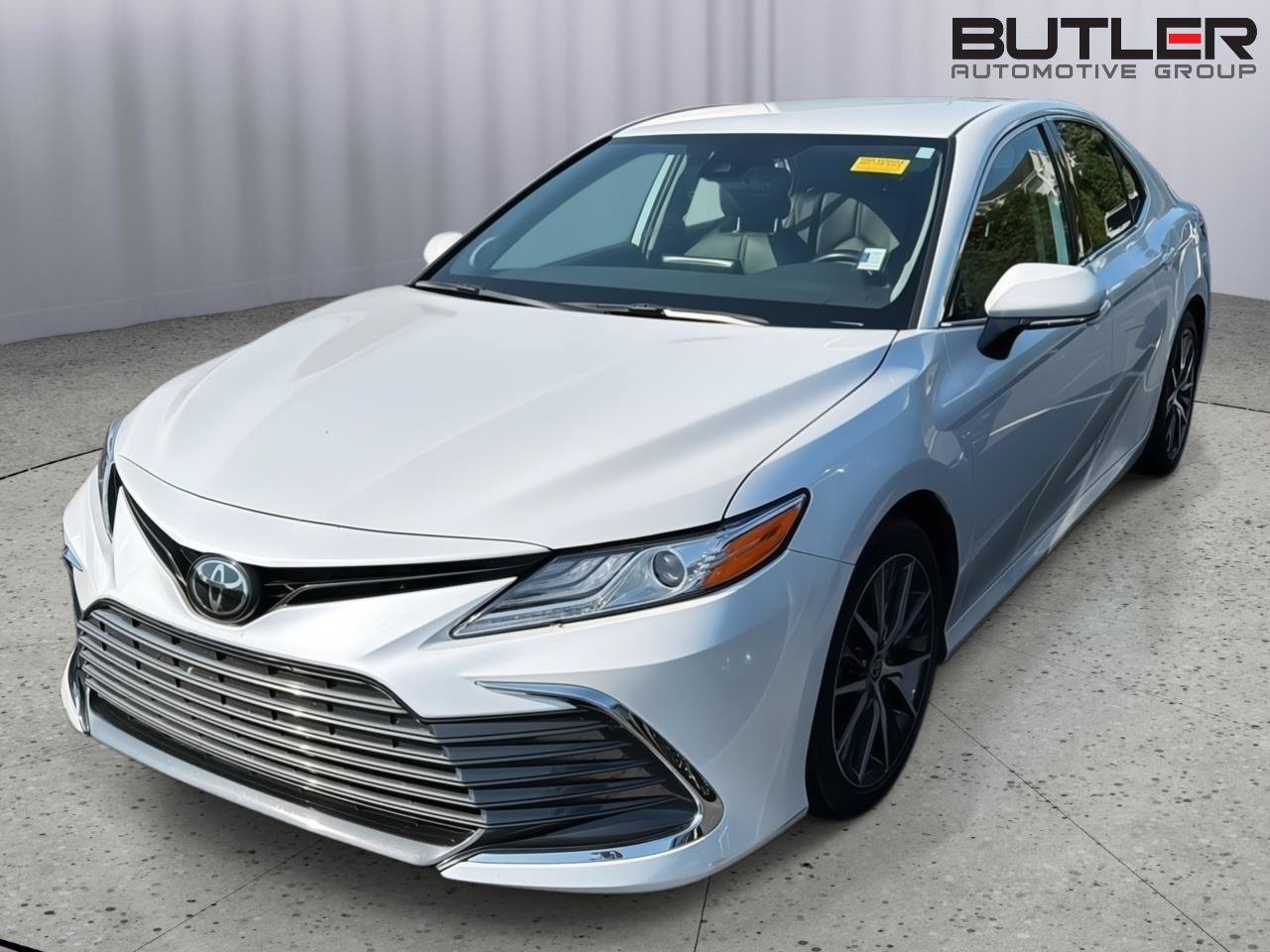 Used 2023 Toyota Camry XLE w/ Navigation Package